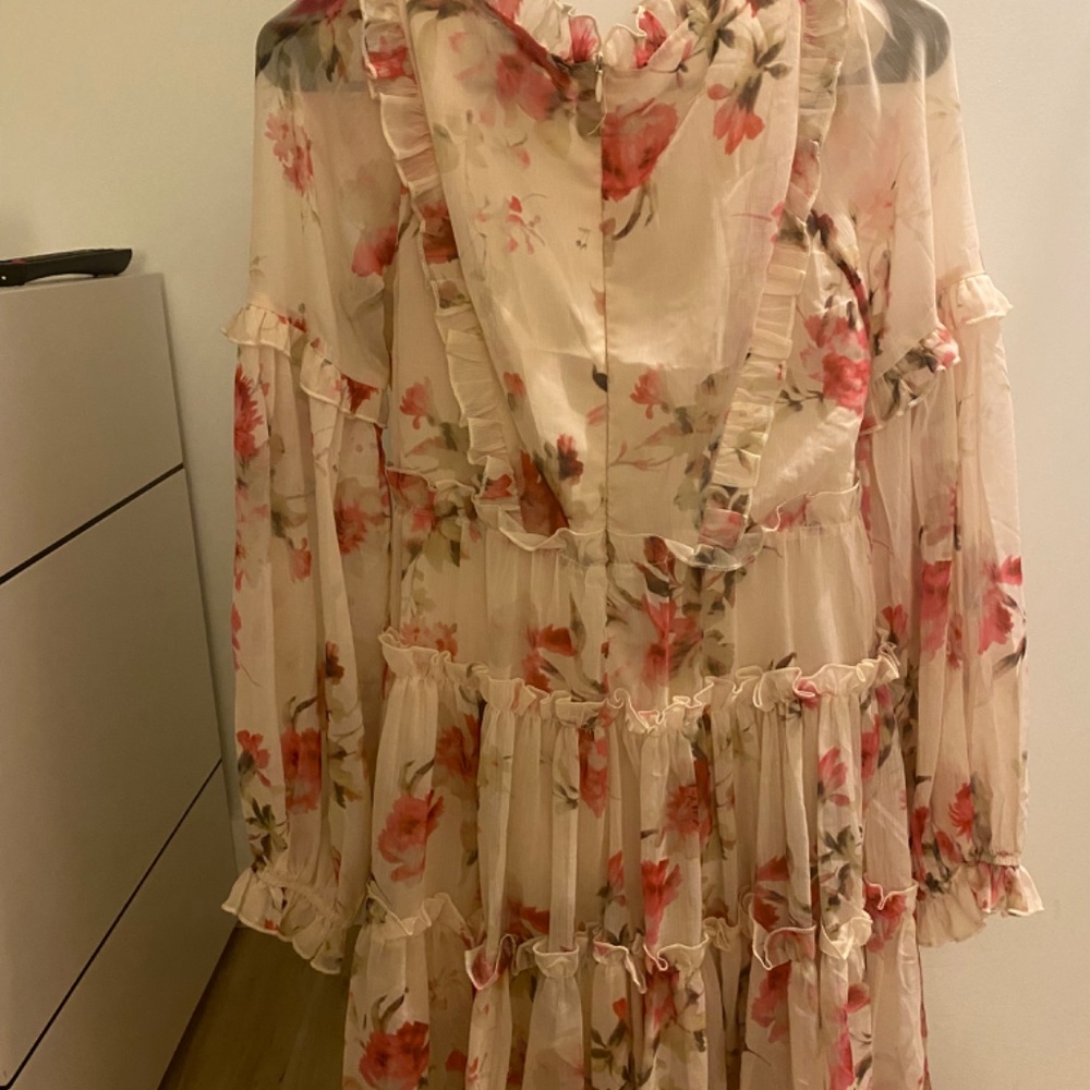 Dress floral Kylie Jenner - Picture 3 of 3